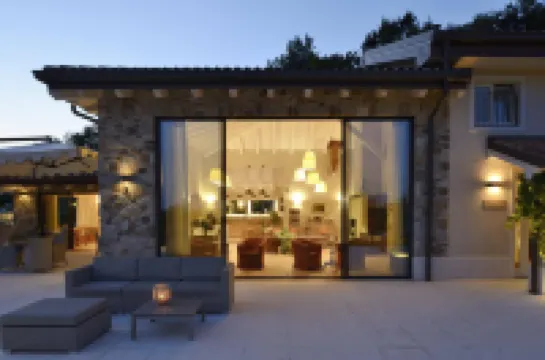 Relais Rossar Boutique Hotel Garda & Hills