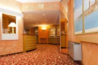 Hotel Majestic Alsace - Strasbourg Nord Hotels in Morsbronn-les-Bains