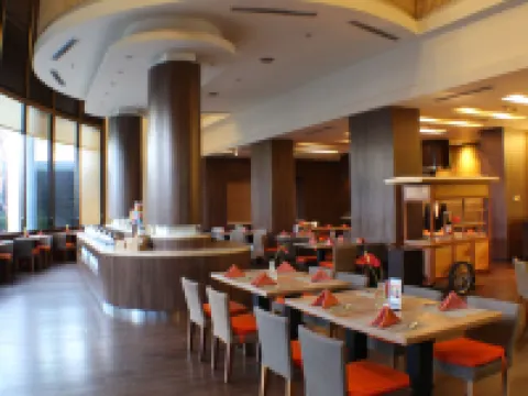 Hotel Santika Pandegiling - Surabaya Hotels in Tegalsari