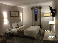 Hotel du Pont Vieux Hotels near New Game