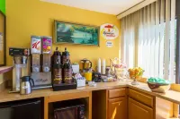 Super 8 by Wyndham Jessup/Baltimore Area Hotels in Annapolis Junction