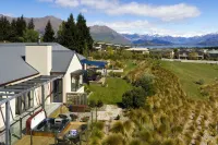 Alpine Peaks Apartment