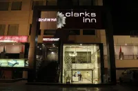 Bhawna Clarks Inn - Agra Hotels near Shiv Mandir