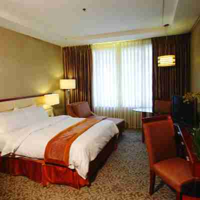 The Avenue Plaza Hotel Rooms