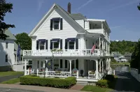 Harborage Inn on the Oceanfront Hotels near Shirts By the Bay