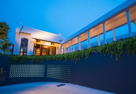 리틀 뇨냐 호텔