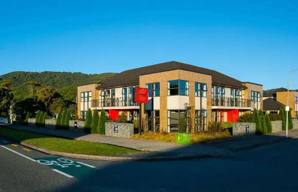 科爾雷恩套房公寓