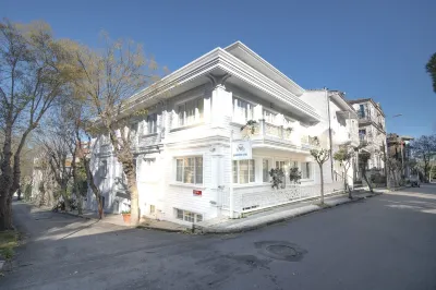Buyukada Cankaya Hotel Отели в г. Принцевы острова