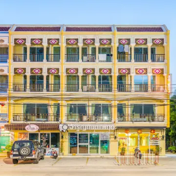 Le Hua Hotel