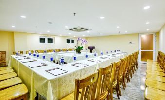 Nhat Minh Hotel and Apartment