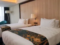 Louis Kienne Hotel Pandanaran Hotels in Central Semarang