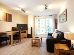 Viridian Apartments in Basingstoke Serviced Apartments - Skyline Plaza