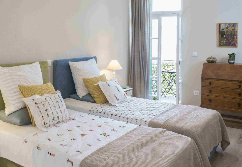 Athenian House in Plaka Villa by Athenian Homes