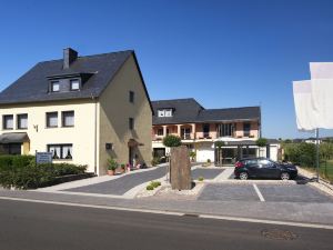 Moselweingut & Gästehaus Hubertushof