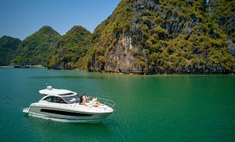 Vietyacht Marina Club - Halong Bay Cruise