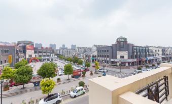 Pai Hotel (Xuzhou High-Speed Railway Station Tailong Commercial Street) - Housity