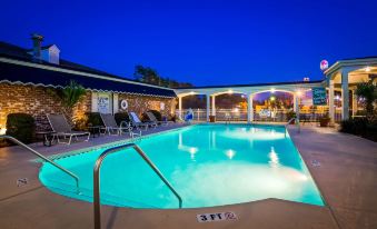 Best Western Plus Santee Inn