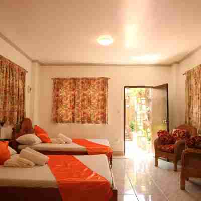 Isla Bonita Beach Resort Rooms