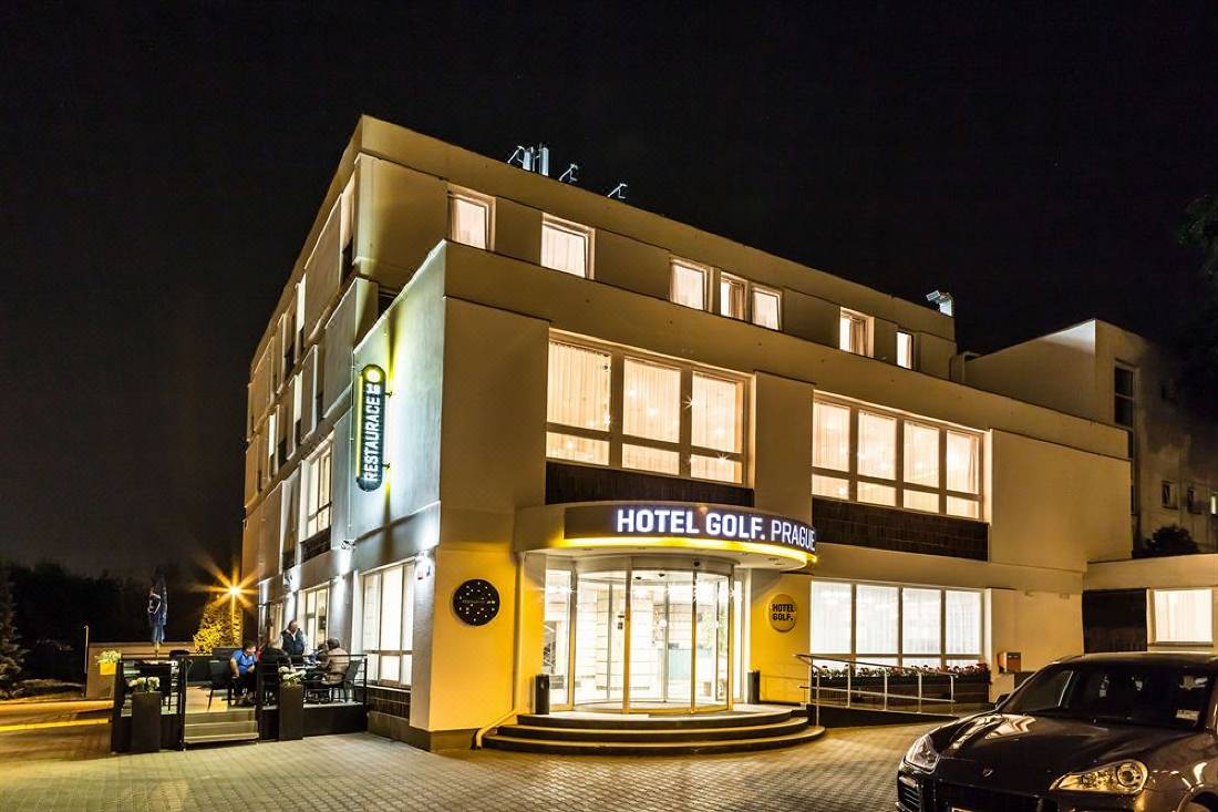 Hotel Golf Depandance-Prague Updated 2022 Room Price-Reviews & Deals |  Trip.com