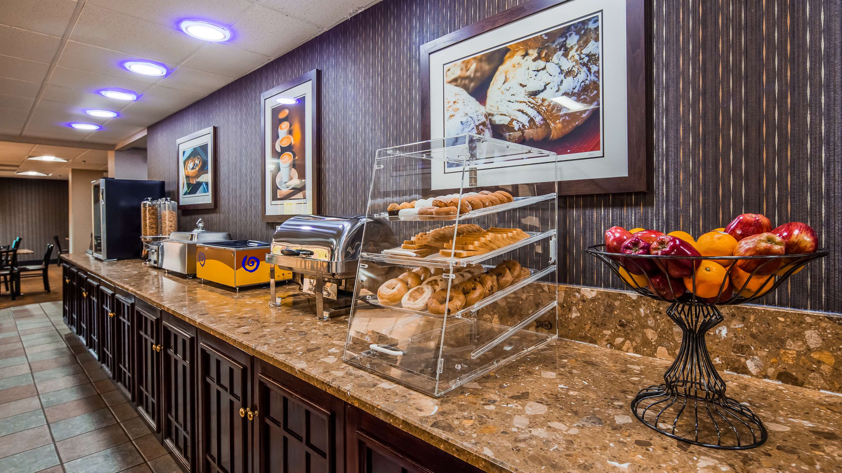 Best Western Plus Arbour Inn and Suites