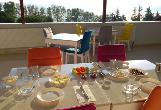 1. 한나파르트 오텔..