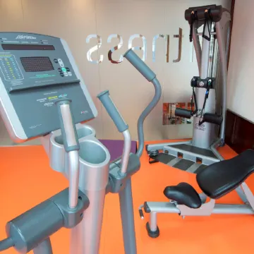 Hotel Madrid Plaza de España, Affiliated by Meliá Отели рядом с достопримечательностью «Небоскреб "Испания"»