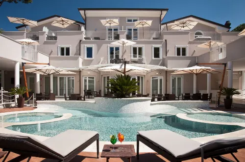 Hotel Stella Della Versilia - Yüzme Havuzu