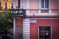 Flat 285 Hotel in zona Chiesa Parrocchiale di San Giovanni Battista dei Fiorentini