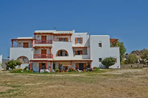 Ydreos Studios & Apartments Hotels in Mikri Vigla