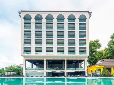 Chiangkhong Teak Garden Riverfront Onsen Hotel Hotels near Chiang Saen Tourist Information Center- Abandoned Ruins