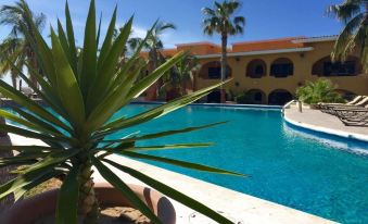 Grand Plaza la Paz Hotel & Suites