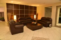 American Inn Hotel & Suites Parral - 3 ดาว