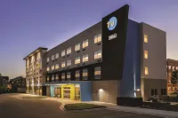 Tru by Hilton Charlotte Ayrsley NC