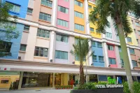 Five/6 Hotel Splendour Hotel dekat K21 Department Store