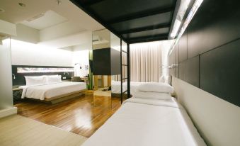 MaxOneHotels at Dharmahusada Surabaya