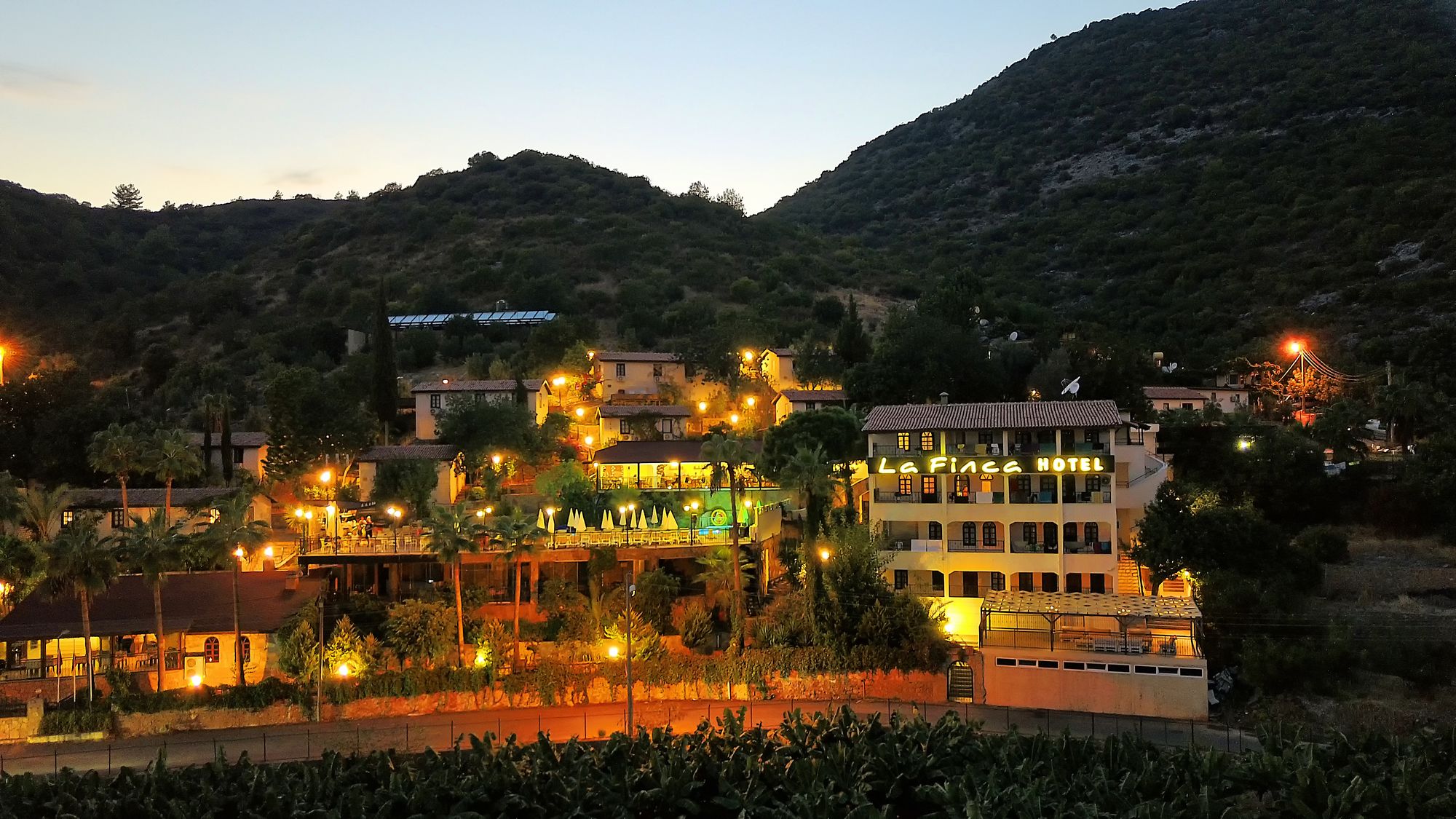 La Finca Hotel