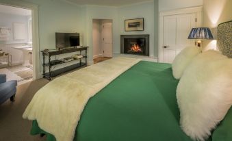 Dunton Town House Hotel - Housity
