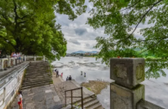 Wangcheng Boutique Hotel (Guilin Liangjiang Sihu Dongxi Alley Shop)