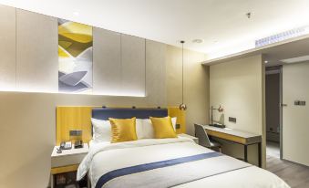 Home Inn Select (Dalian Railway Station Youhao Square Subway Station Branch)