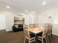 Bluegum Apartments Hotels in Jesmond