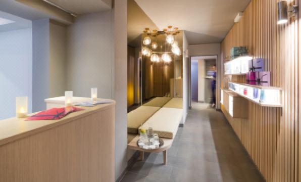 Experimental Chalet