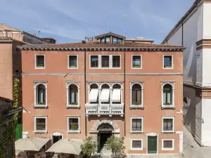 Ca' Pisani Hotel