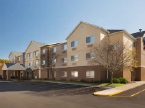 Fairfield Inn & Suites Youngstown Boardman/Poland Hotels in Boardman Township