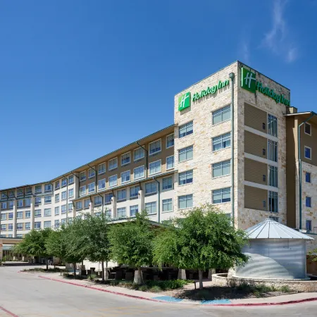 Holiday Inn SAN ANTONIO SEAWORLD by IHG Отели рядом с достопримечательностью «Аквапарк Акватика в Сан-Антонио»