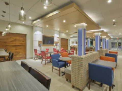 Holiday Inn Express & Suites HERMISTON DOWNTOWN by IHG Hotels in Hermiston