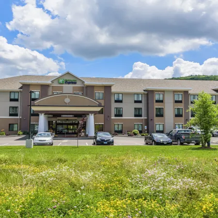 Holiday Inn Express BRADFORD by IHG