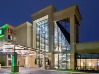 Holiday Inn VIRGINIA BEACH - NORFOLK by IHG Hotels near Sandler Center