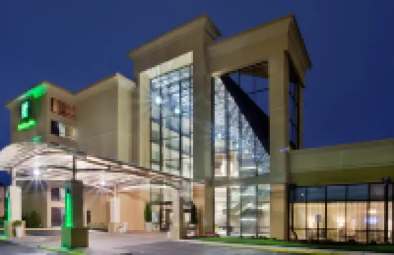 Holiday Inn VIRGINIA BEACH - NORFOLK by IHG Các khách sạn gần Công viên Mount Trashmore