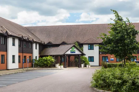 Holiday Inn Express Colchester Отели в г. Stoke by Nayland