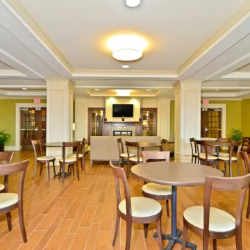 Holiday Inn Express & Suites WILLISTON by IHG